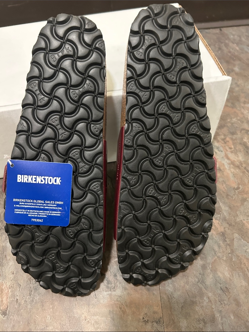 Birkenstock Catalina Grace Metallic Wine Big Buckle Sandals BRAND NEW BOX Size 9 - Picture 14 of 16